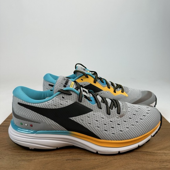New Mens Diadora Mythos Blushield‎ 6 Silver Athletic Shoes Sneakers Size 11.5 M